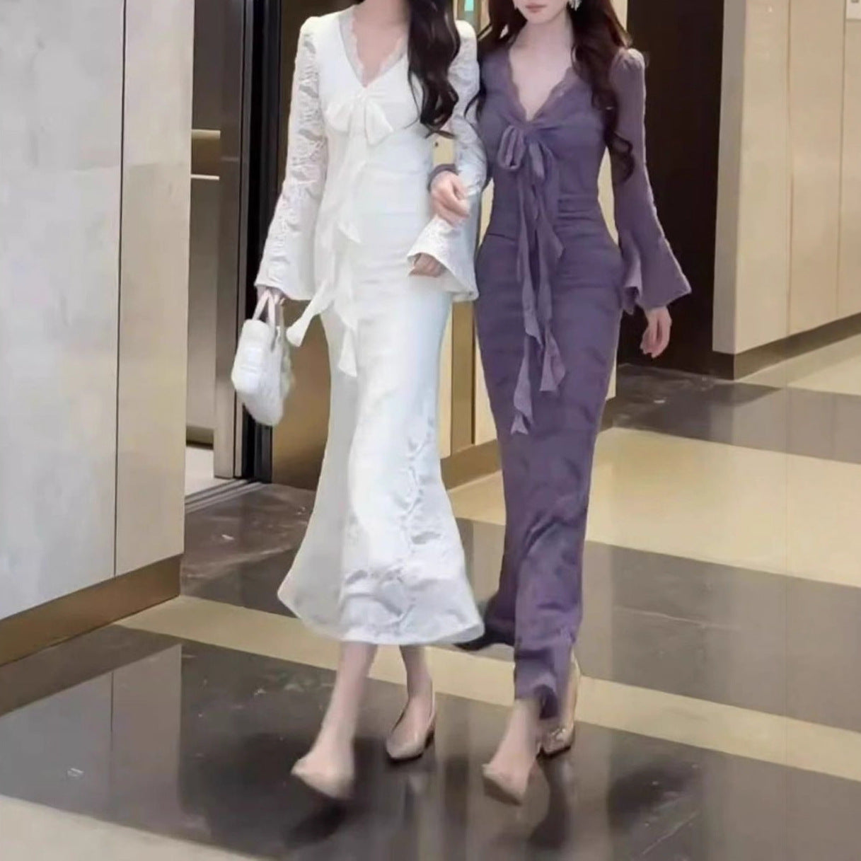 Womens Fashionable And Sexy Lace Long-Sleeve Dress