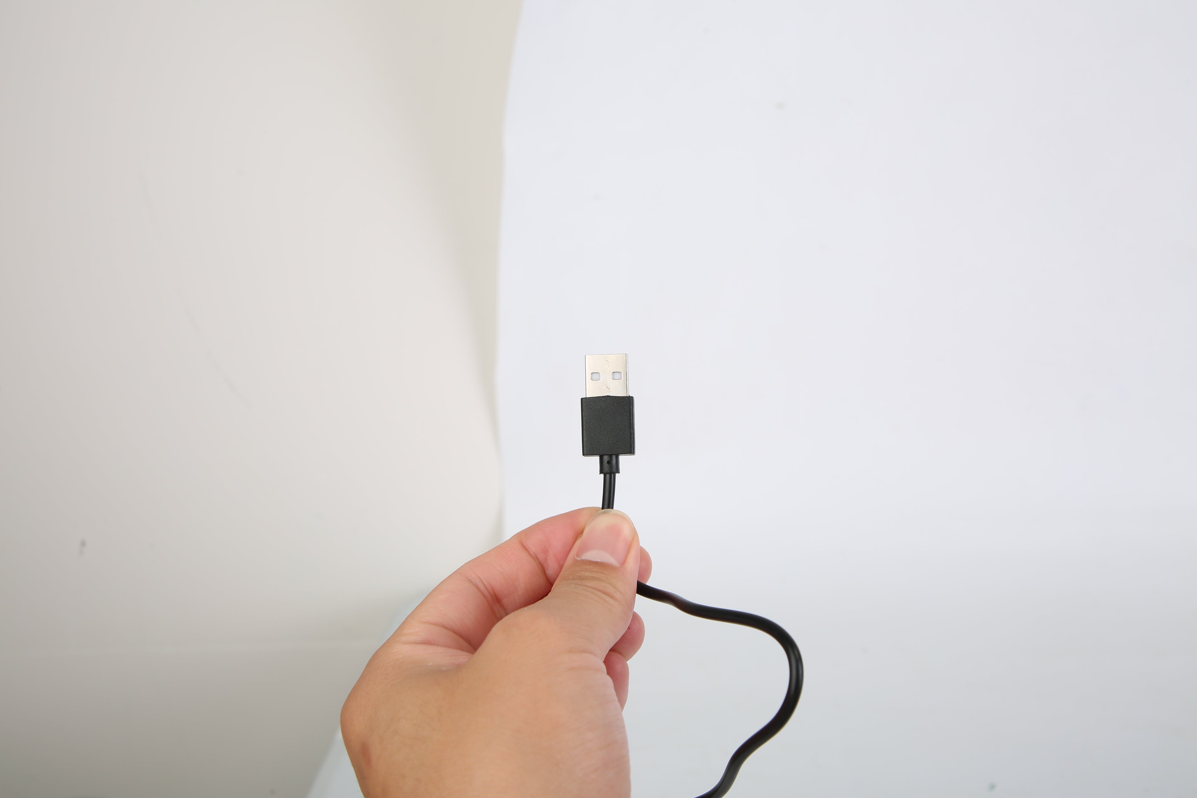 1Pc  Cordless Electric Head Shaver For Men 6D Magnetic Floating Head IPX6 Waterproof Wet Dry Shaving Electric Razor Type-C Rechargeable Trimmer With LED Digital Display For Bald Man