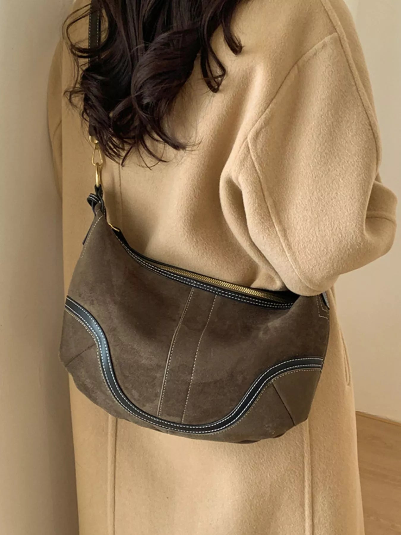 Adjustable Strap Crossbody Bag - Golwina