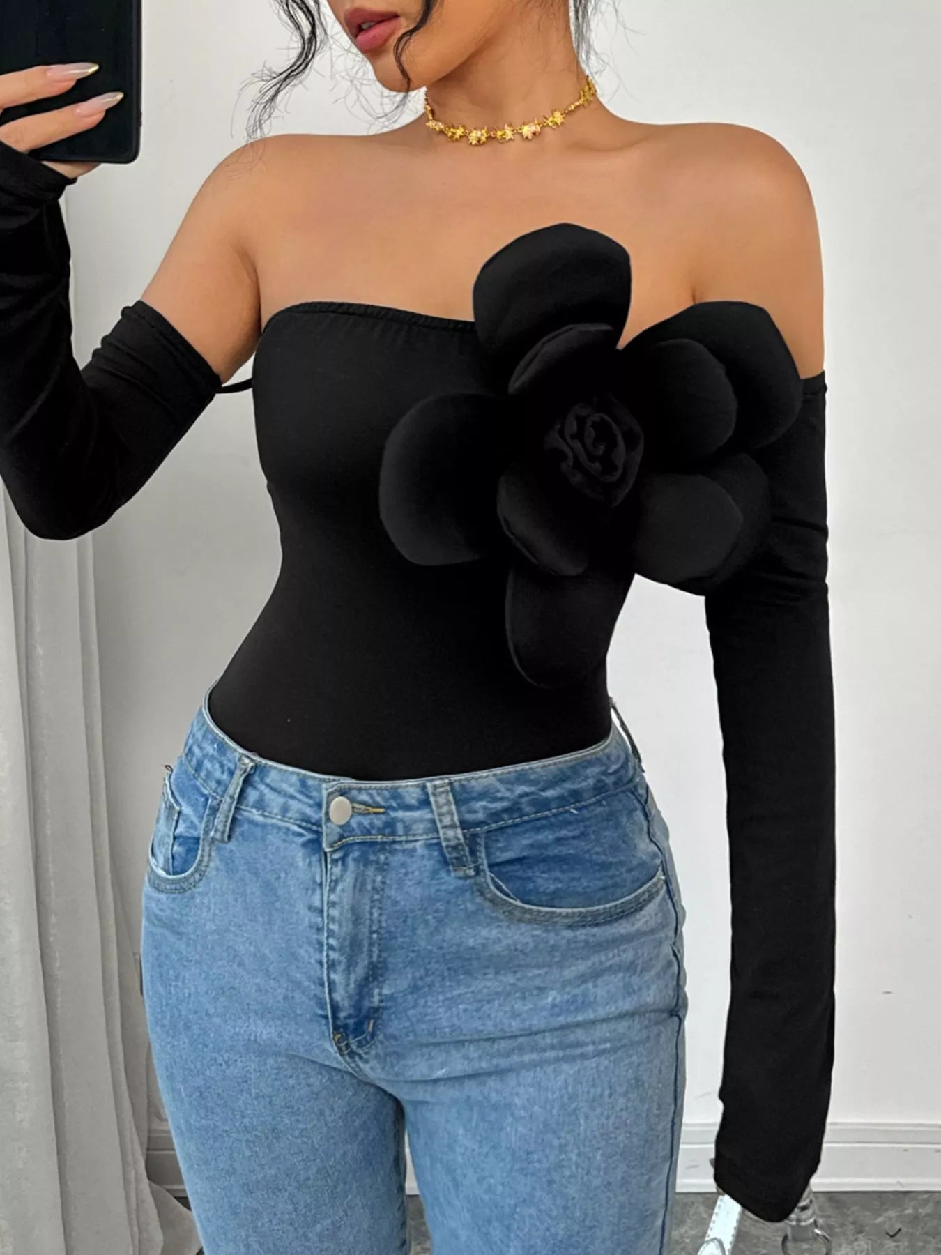 Flower Off - Shoulder Long Sleeve Bodysuit - Golwina